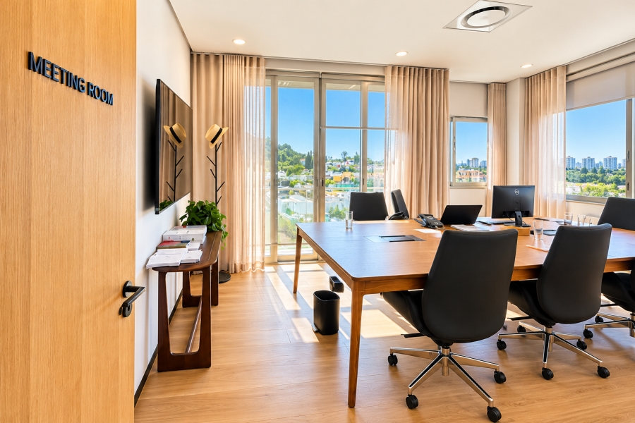 To Let Commercial Property for Rent in De Waterkant Western Cape